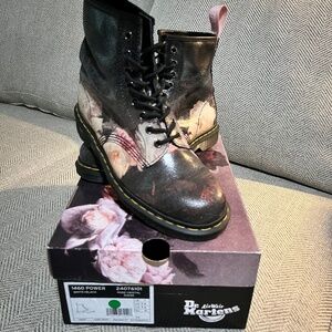 Dr Martens Limited Edition Power Corruption & Lies Floral